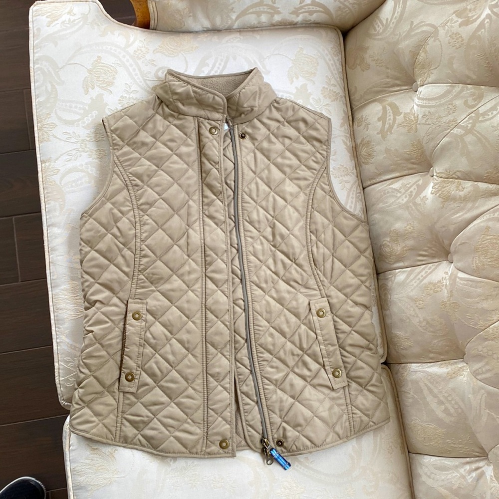 Van Heusen quilted XS ladies vest